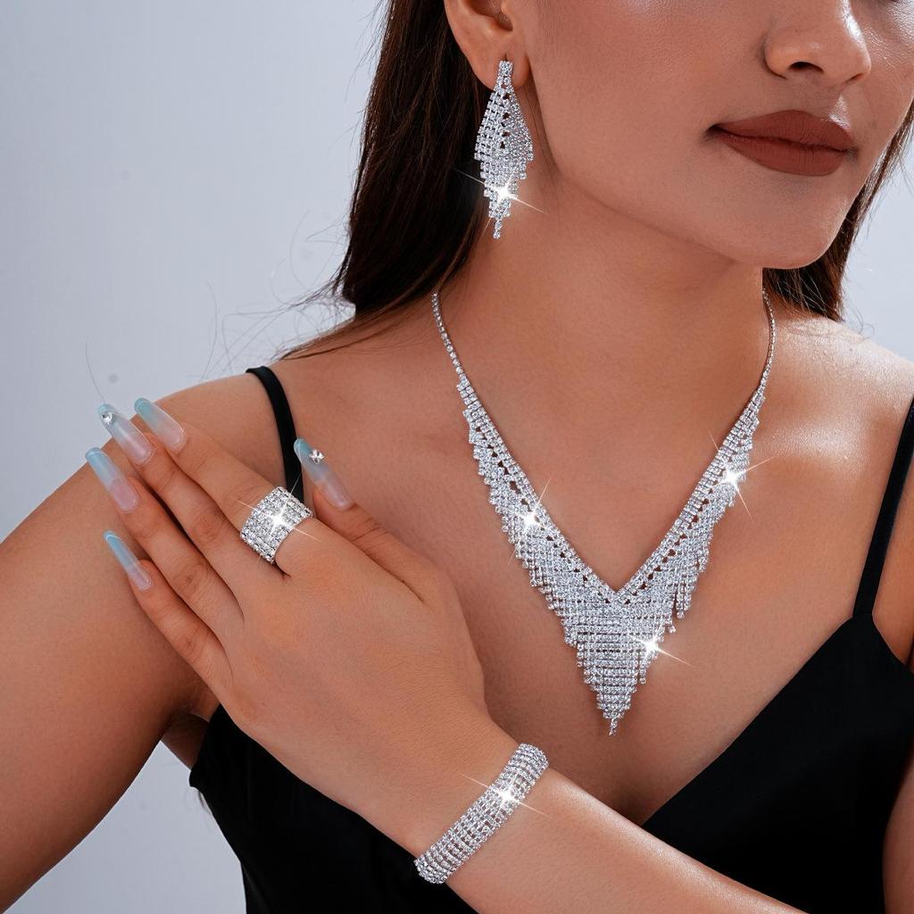 European-American Rhinestone Teardrop Necklace & Earring Set: Korean-Style Bridal Temperament Collarbone Chain Jewelry for Women