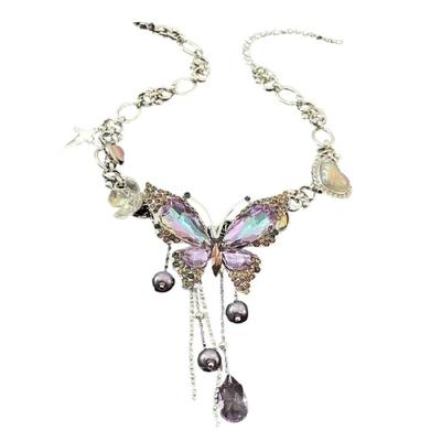 שרשראות ותליונים – מחרוזות ושרשראות