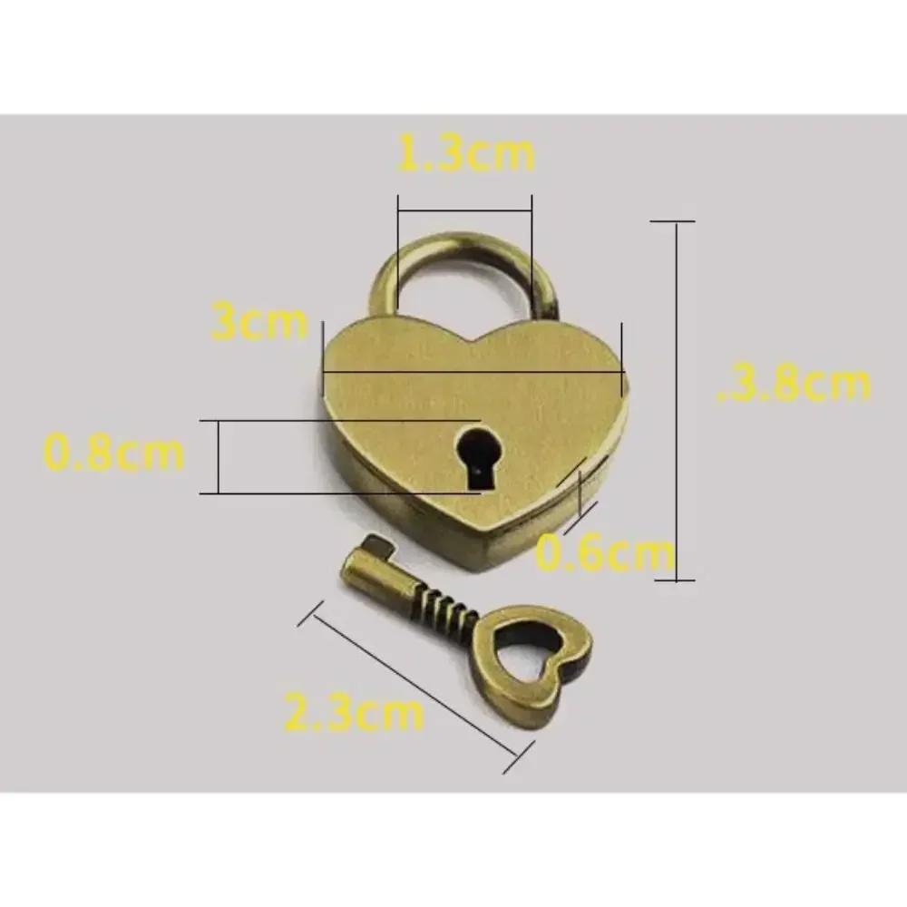 1Pc New Heart Shape Padlock With Key Antique Style Mini Padlocks for Jewelry Box Vintage Key Lock Diary Book Suitcase Padlock