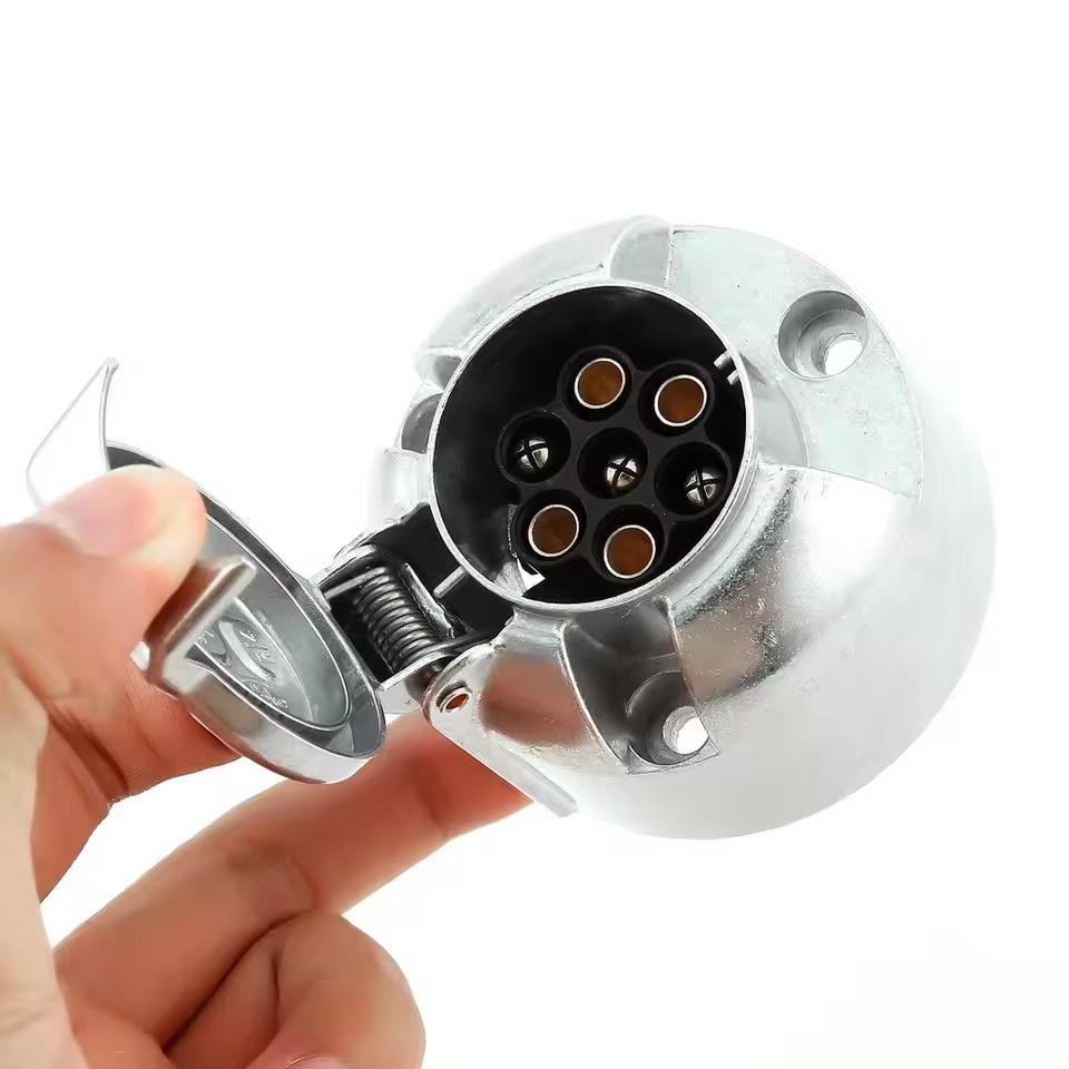 12V 7-Pin Connector Trailer Socket Heavy-Duty Round Wiring Socket Towbar Towing Caravan Truck Socket For Vehicle Car Accessories