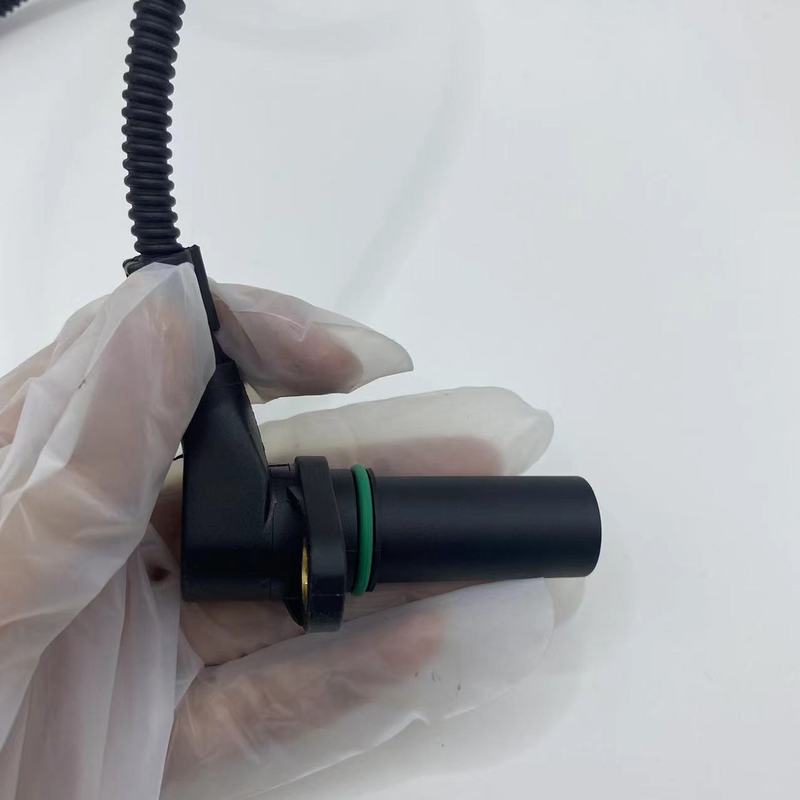 1pc 070907319 070957147  BRAND NEW Crankshaft Pulse Sensor for  t5 Touareg- 2,5 TDI Camshaft Position Sensor