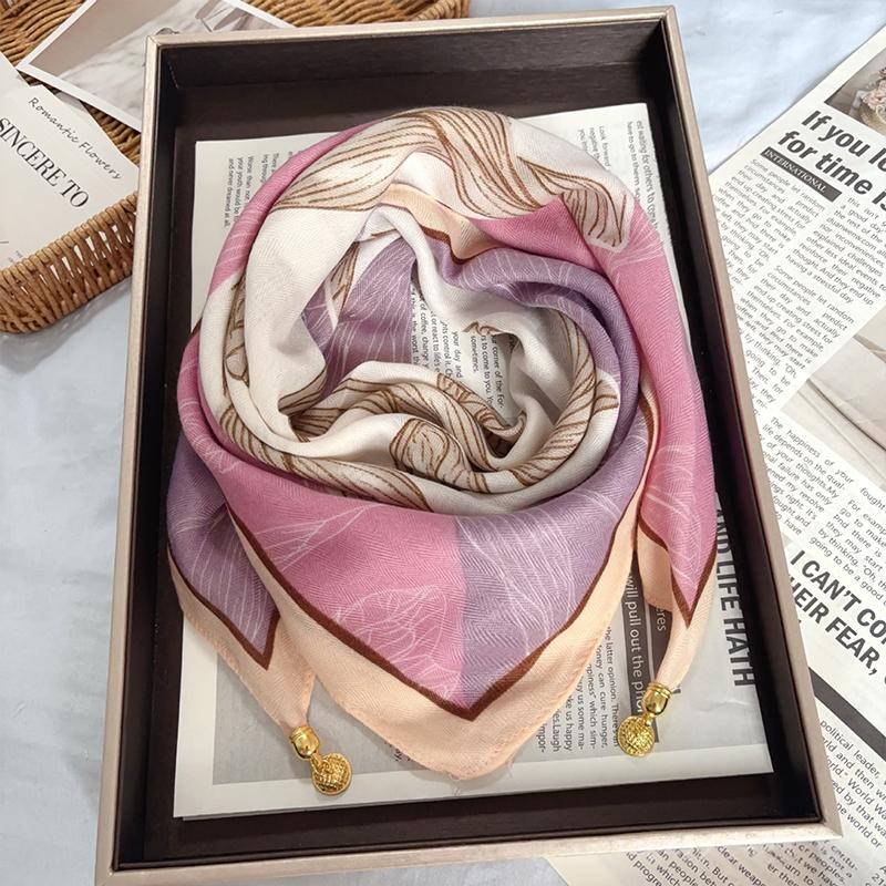 1PC Necklace French Style Magnetic Closure Gift Silk Scarf Luxury Painted Pattern Elegant Neck Scarf Versatile Multi-Color