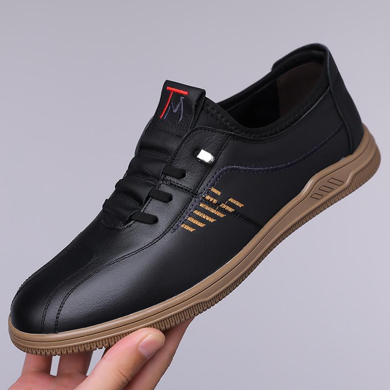 Hot casual men's shoes spring new men's soft-soled non-slip one-pedal leather shoes fashion casual leather shoes