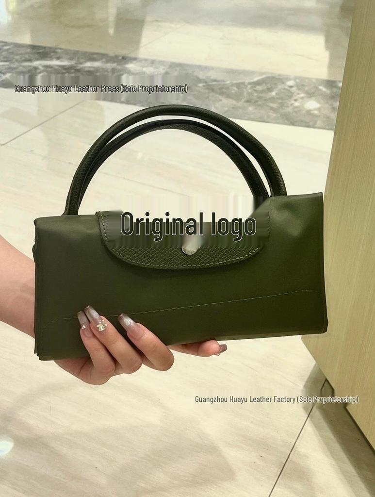 High-Quality Dragon-Inlaid Cowhide Travel Bag: Large, Lightweight, Waterproof Nylon Shoulder Handbag