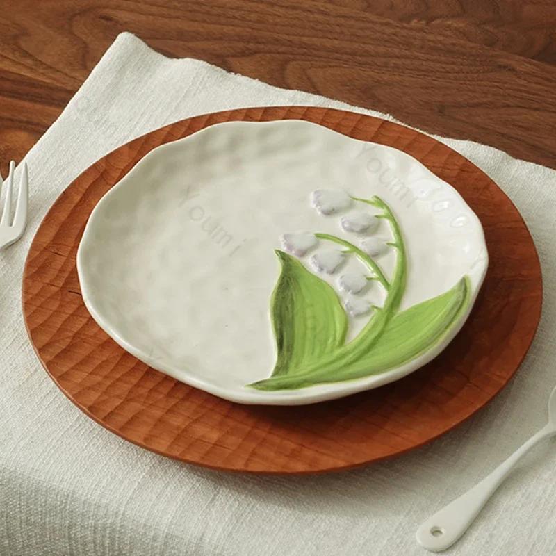 Relief Flower Ceramic Plate Coffee Shop Afternoon Tea Dessert Snack Plate Home Delicious Dish Dining Plates Exquisite Tableware