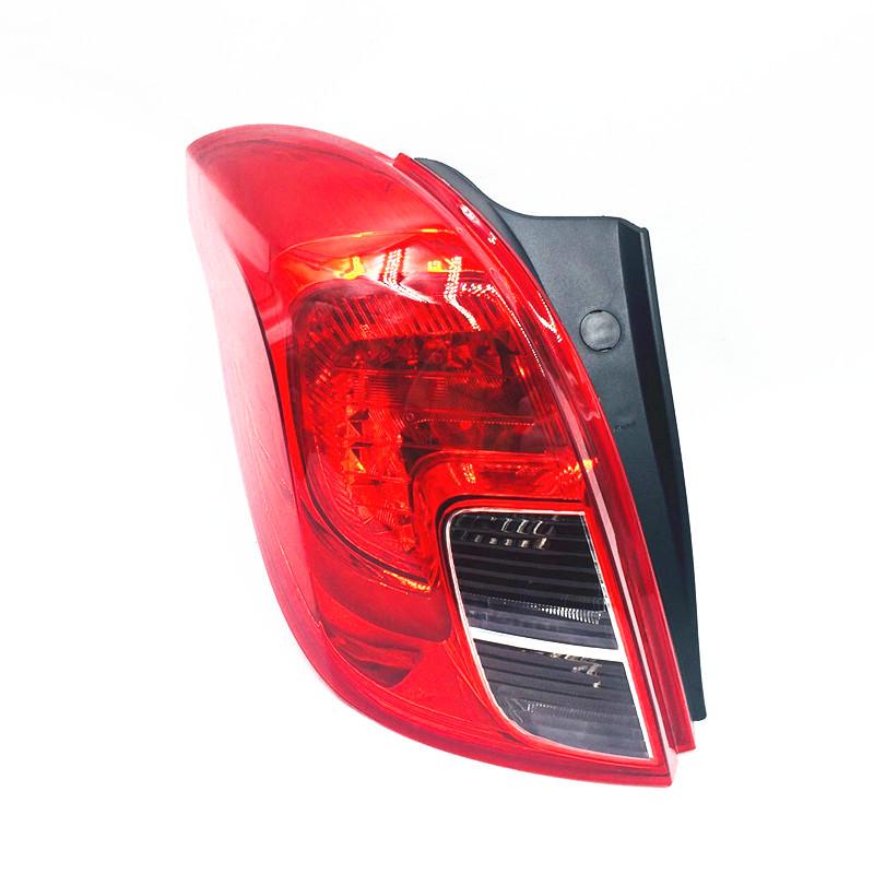 Buick Encore 13-15 Taillight Assembly Brake Light Cover - Rear Accessories