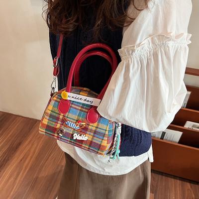 Change Bag 2025 New Retro Cute Messenger Bag Plaid Earphones Handbag Commuter Shoulder Bag