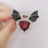1Pc Retro Punk Bat Skull Brooch Charm Trendy Love Pin Cool Dark Jewelry Accessories Party Birthday Halloween Gift Souvenir 2026