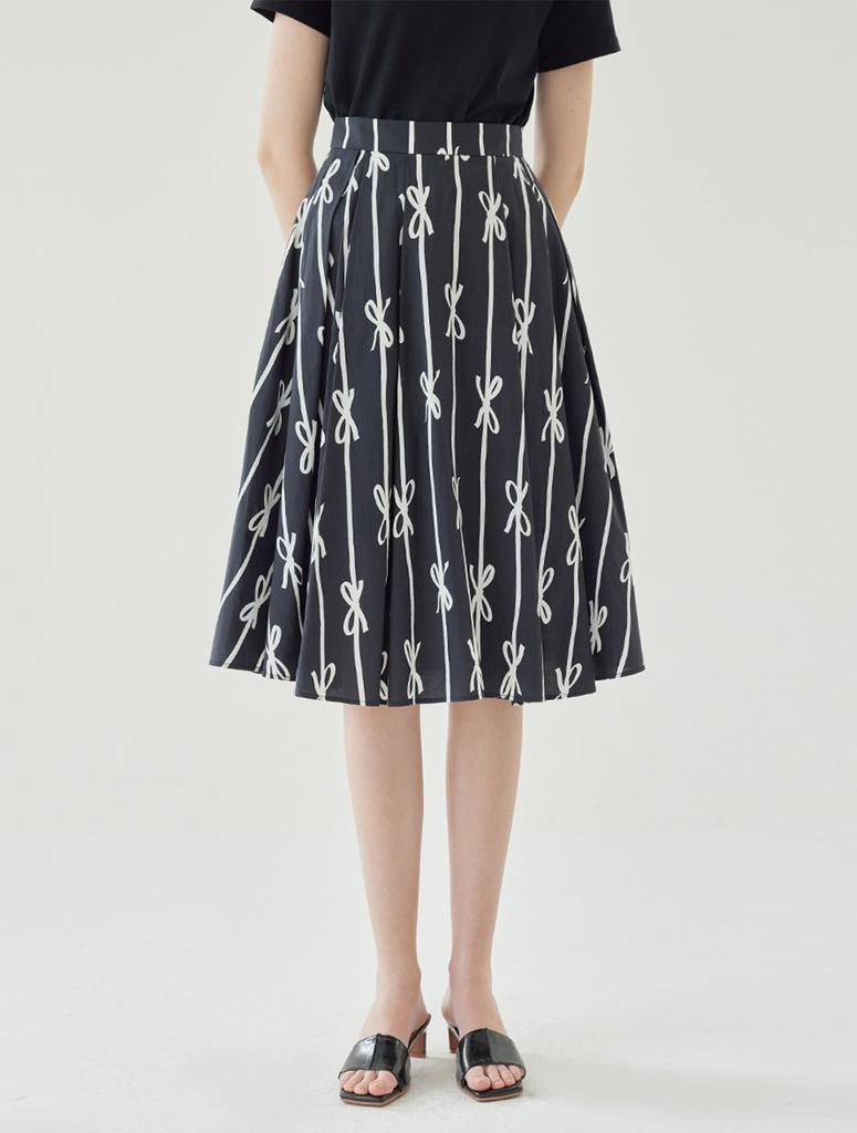 A Leaf Lucy Printed Pleated Skirt_Black