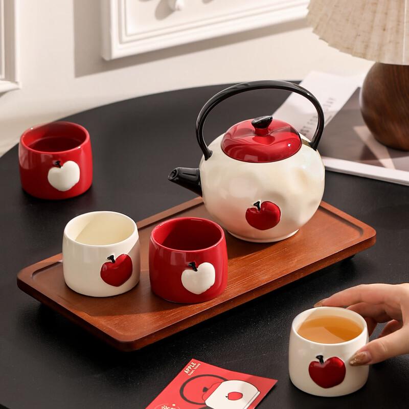 

Shangqi Peace & Joy Bone Porcelain Water Set