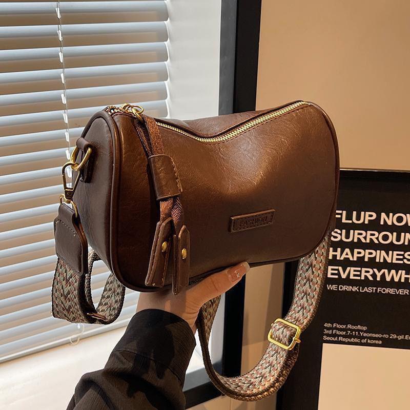 2025 Retro Boston Crossbody Bag with Wide Strap: Versatile, Stylish & Compact Women's Pillow Bag