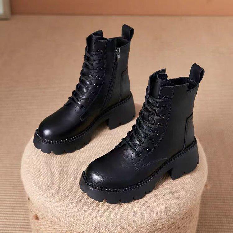 Small Man Height Increase Medium Tube Martin Boots Women's British Style 2025 New Autumn and Winter Women's Shoes Fleece Thickened Short Boots