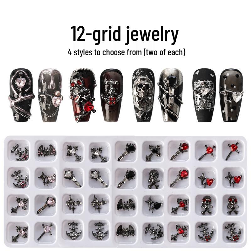 

Nail Art Retro Chrome Hearts: Dark Skull, Angel, Scarlet Spider Nails with Heart Metal Rhinestone Ornaments - 12pcs