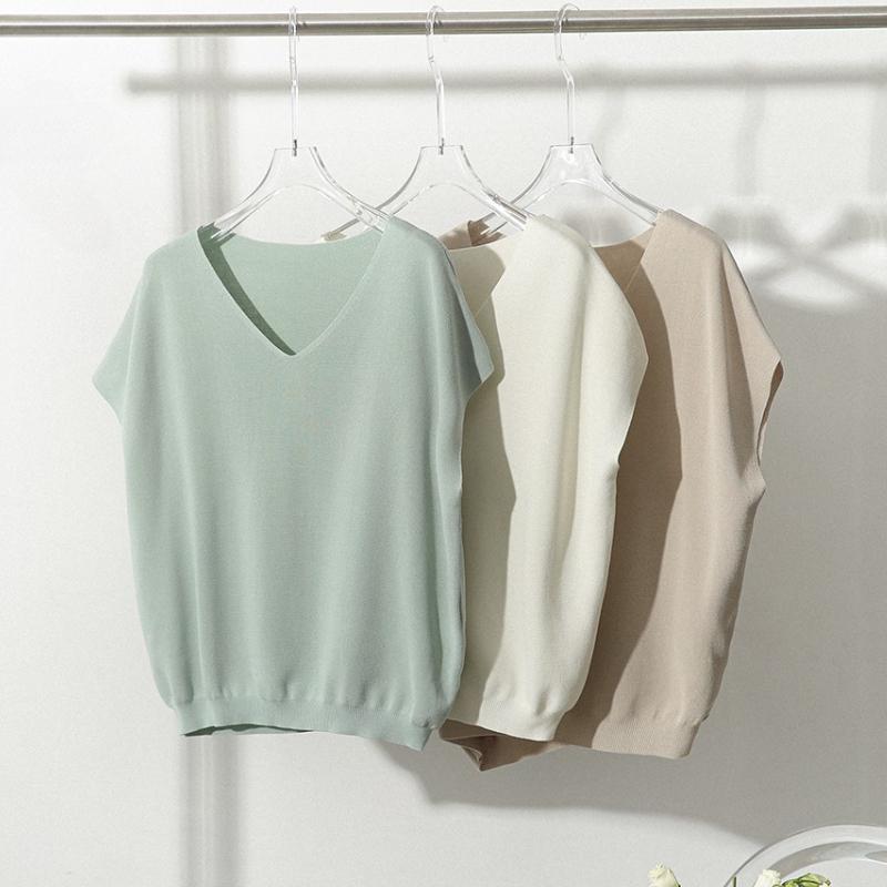 Summer New Thin Fashion Bat Sleeve Casual Loose Knitted Shirt Women Solid Elegant Ice Silk Blouse Women Simple Slim Office Ladies Shirts Tops 26633
