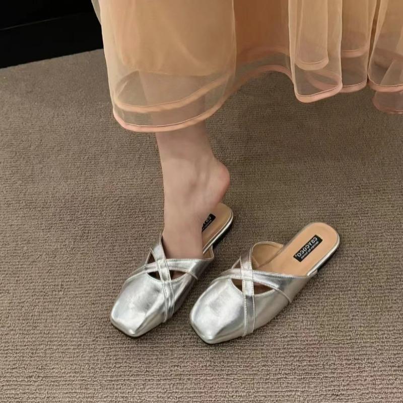 

Summer new cross belt hollow sandals fashion wear casual versatile lazy flat bottom slippers women 40-41 (one size smaller)