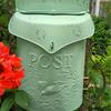 Europäische Retro-Wandbriefkasten: Shabby-Chic Dekorative Vorschlagsbox für Garten- und Wanddekoration.