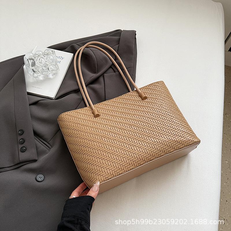 

Женская сумка-тоут новая большая вместительная сумка для поездок на работу портативная сумка через плечо модная атмосфера плетеная сумка хаки