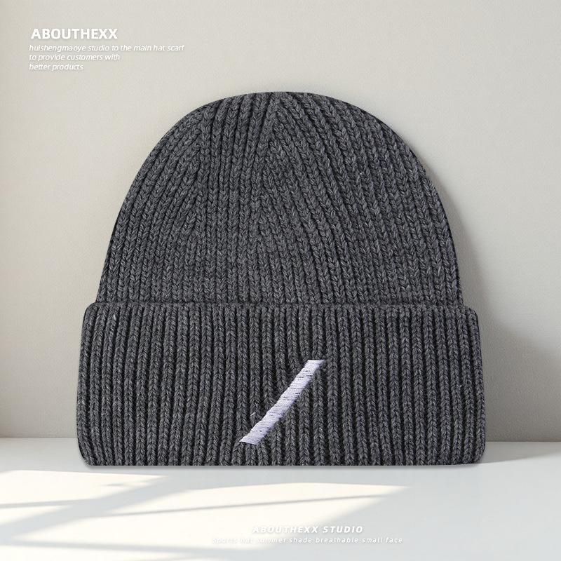 

Autumn and Winter Warm Hat Women s Slash Embroidered Knitted Hat Versatile Face Showing Small Cold Hat Student Couple Pullover Woolen Hat M（56-60cm）