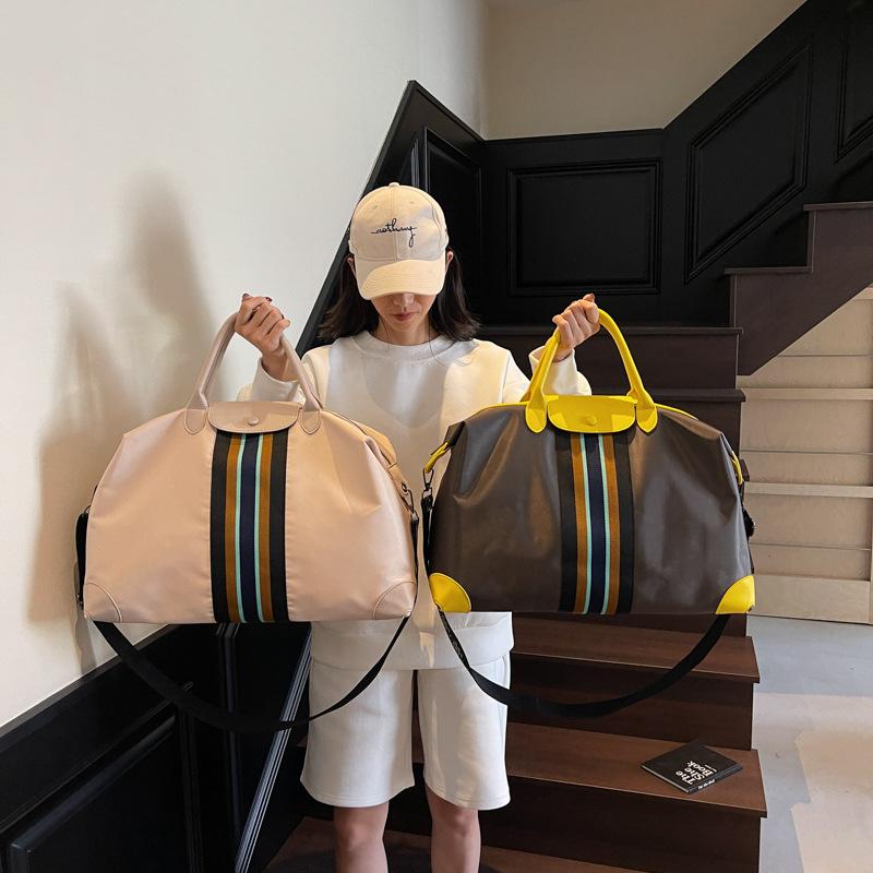 travel bag - large capacity, perfect for short trips, casual korean style, ideal for short vacations, business travel, portable handbag luggage