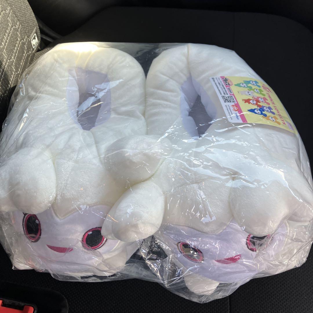

[USED] GiGO Exclusive TWICE LOVELYS Plush Slippers Dahyun