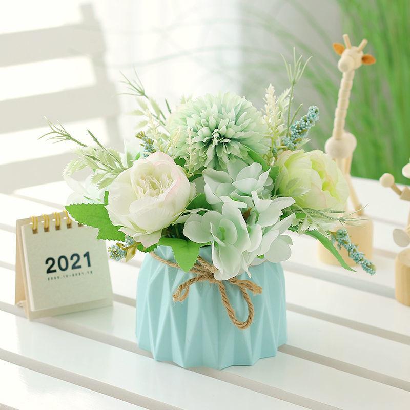 Artificial Flowers Desktop Ornament for Living Room and Dining Table Decoration