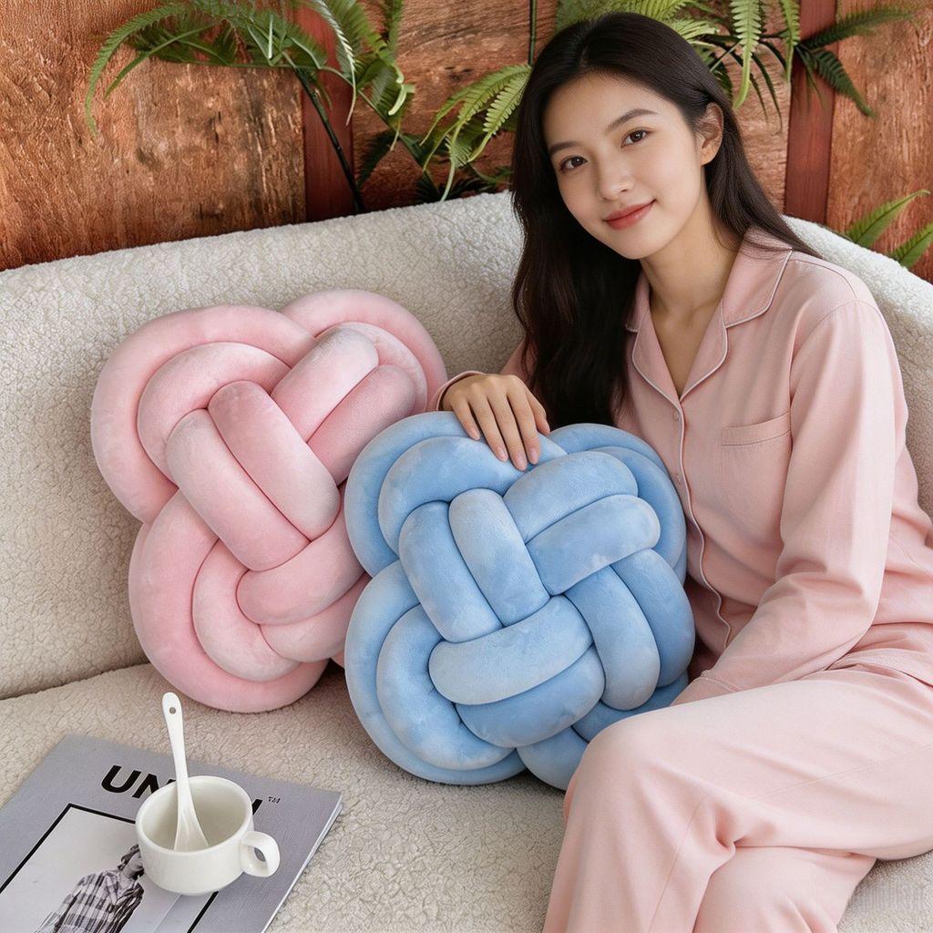 Modern Minimalist Knit Pillow With Soft Plush Cover For Living Room Decor