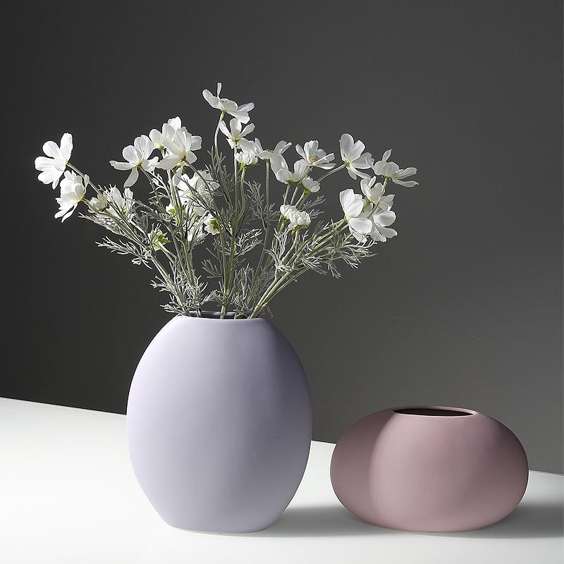 Nordic pottery Vase storage jar Creative Ceramic Crafts Flat circular vase ornament Hotel restaurant soft decorations