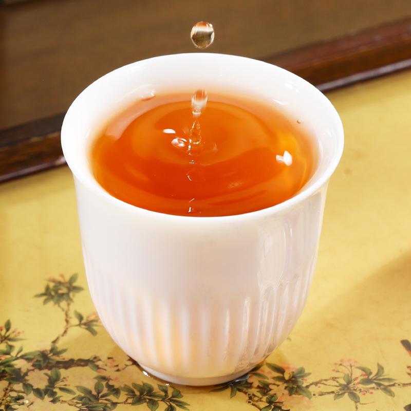 Wuyishan Jin Junmei Premium Tea Gift Box with Logo (Half Pound)