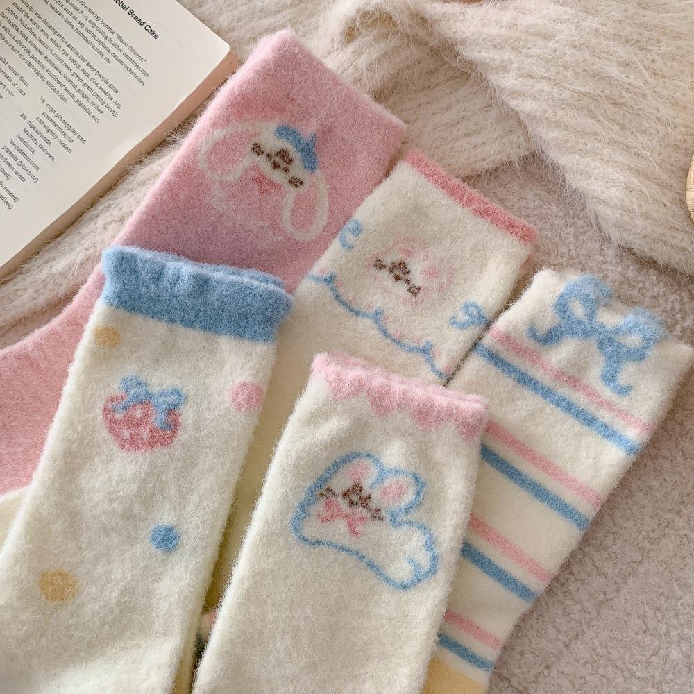 Pink Australian Fleece Thickened Warm Mid-calf Socks for Women's Autumn and Winter, Strawberry Cartoon Rabbit Bow Sleep Floor Socks