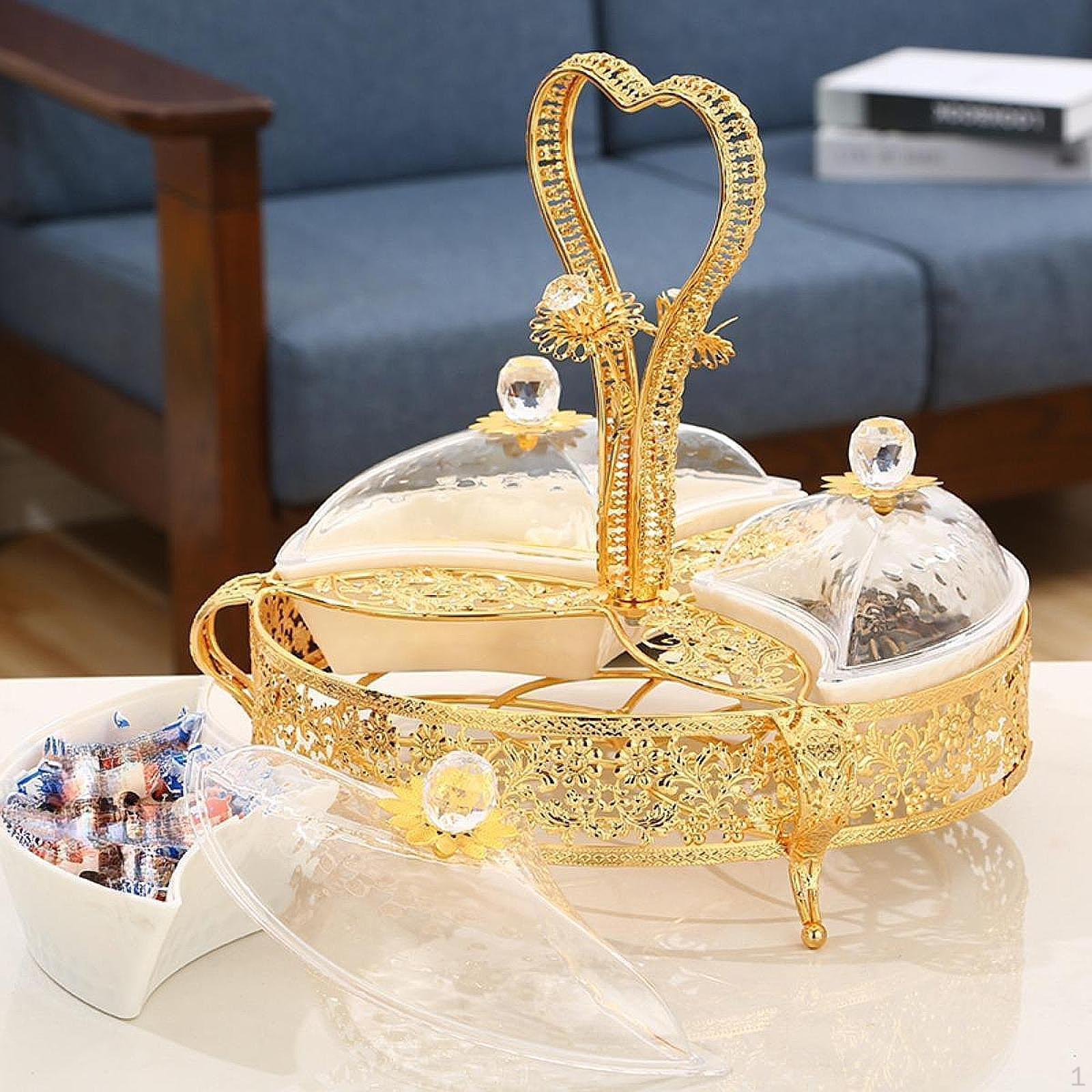 

Элегантный сервировочный набор с закрытой банкой для особых случаев 3 Grids