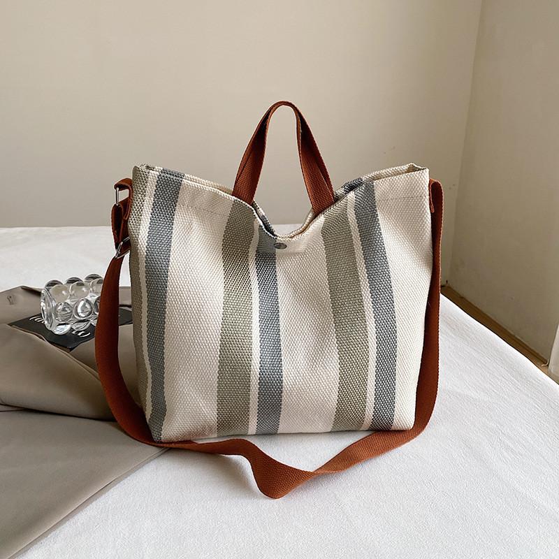 Stylish Large Capacity Korean Shoulder Bag For Autumn Unique Tote Fashionable Shopping Bag