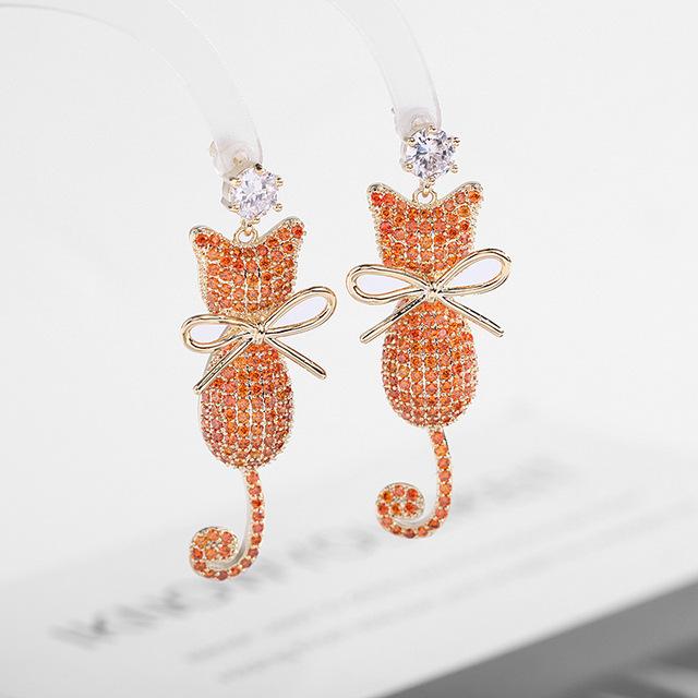 

Милые серьги с изображением кота, микро-паве, кубический цирконий, модные свадебные украшения, объемные, с подвесками в виде животных оранжевый
