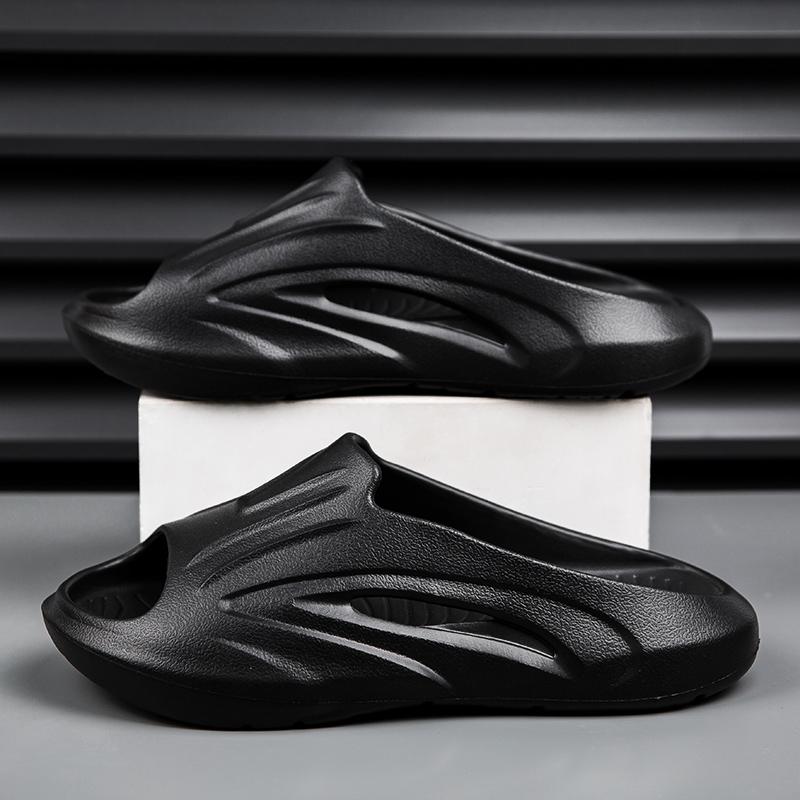 Fashion House Slippers Thick Bottom Men's Slippers Soft and Comfortable Shoes for Men Non-Slip Shoes Non-Slip Indoor and Outdoor New