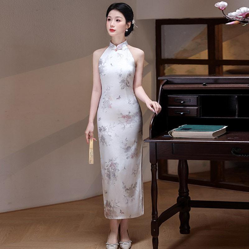 White Sleeveless High-Neck Long Cheongsam Dress 2026 Modern Chinese Style Women Small