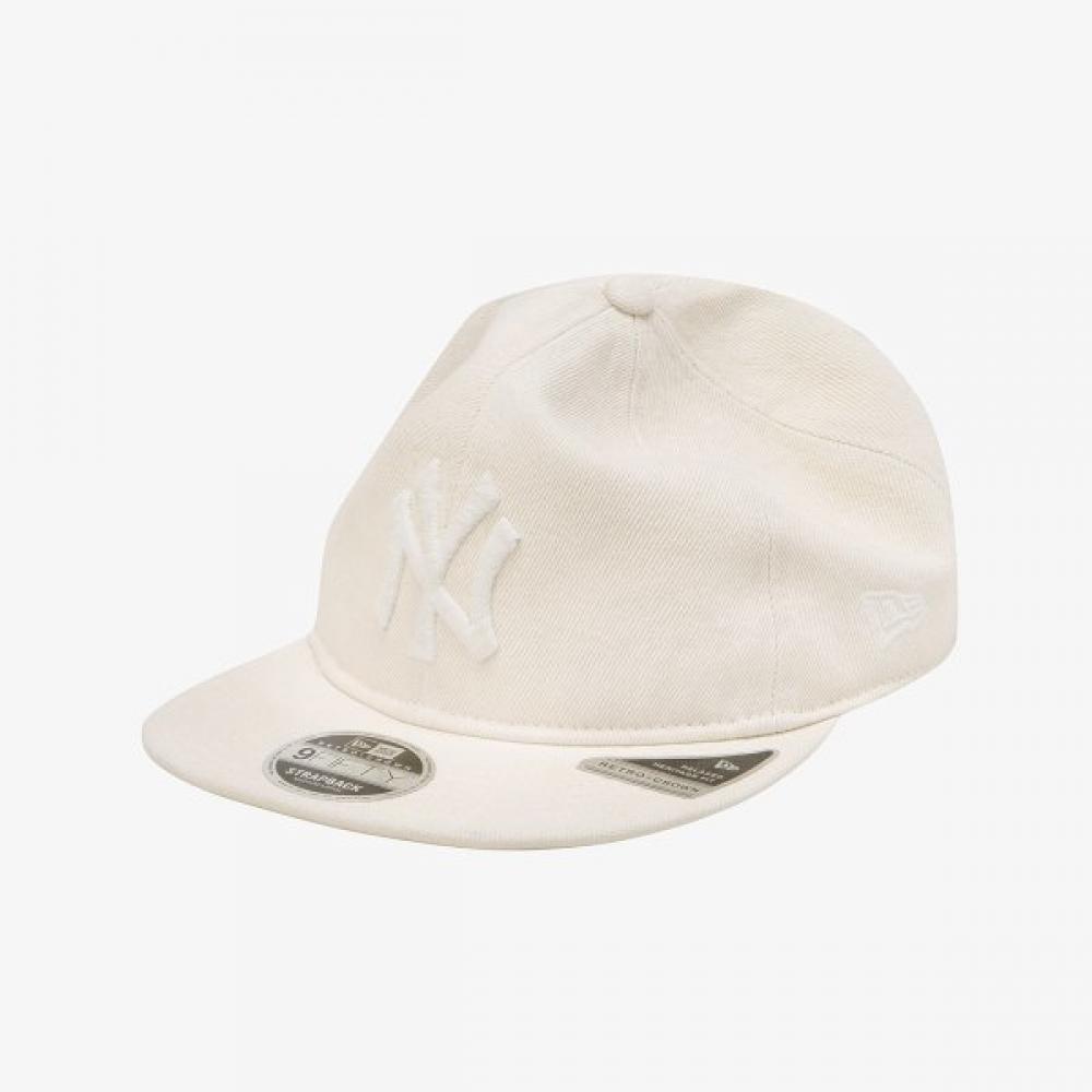 New Era New York Yankees Denim Basic Retro Krone Strapback Elfenbein 15131623