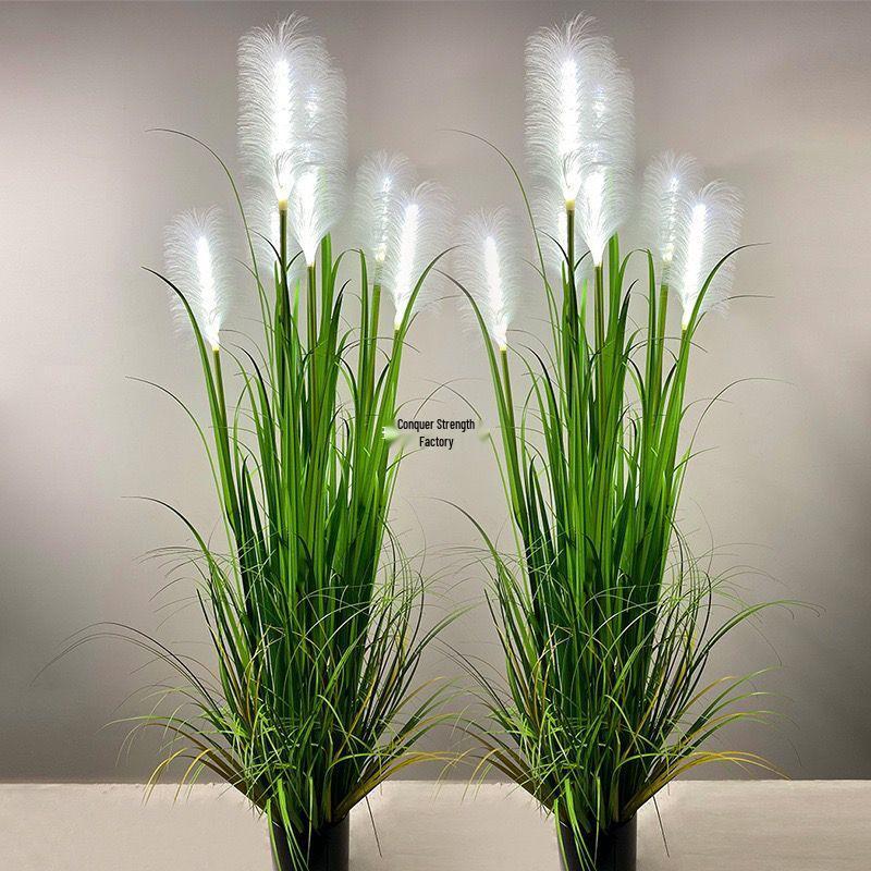 LED Solar Reed Garden Light for Outdoor Decor