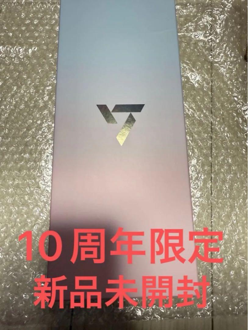 

[Б/У] seventeen seventeen лайтстик 10-летний юбилей