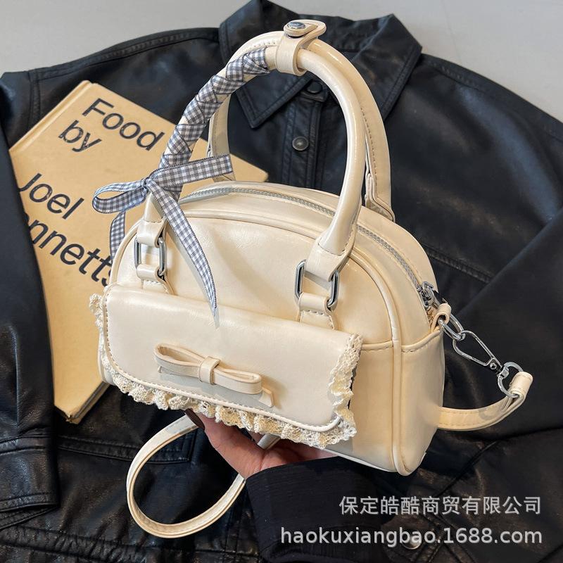 Simple temperament hand carry small square bag 2025 new Korean version trend high-end shoulder bag fashion versatile messenger bag