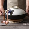 Japanse Keramische Kleipot: Multi-Use Stoofpot, Rijstkoker, Gas- en Inductiekookplaat - Kleine Maat Steen en Platte Pan voor Soepen.