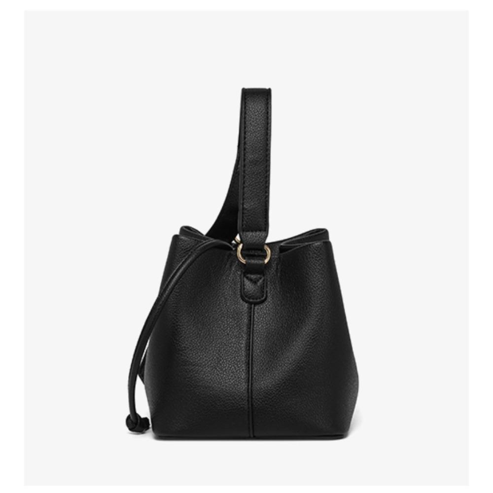 Vegetable Basket Bag Drawstring Bucket Bag Textured Commuter Versatile Shoulder Messenger Bag Women's Elegant Handbag