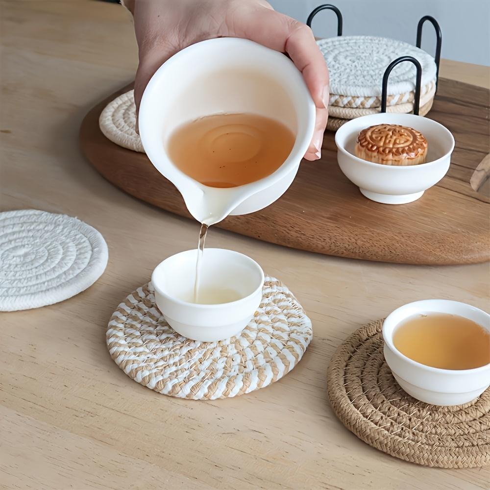 8pcs Flaxen Rope Coasters, Heat-Resistant and Non-Slip Absorbent Round Coasters In Rustic Style with Storage Rack for Home Dining Table or Coffee Cups