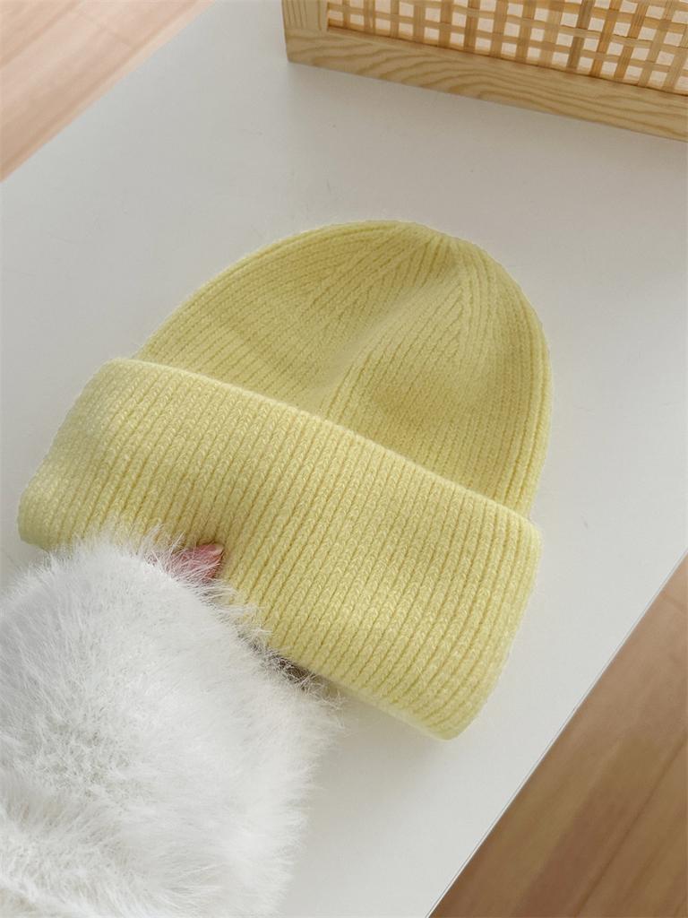 1pc Warm Knit Beanie for Men Women,Slouchy Beanie Hats Winter Knit Cap Soft Ski Hat Unisex,Thick Fisherman Cuff Plain Skull Caps