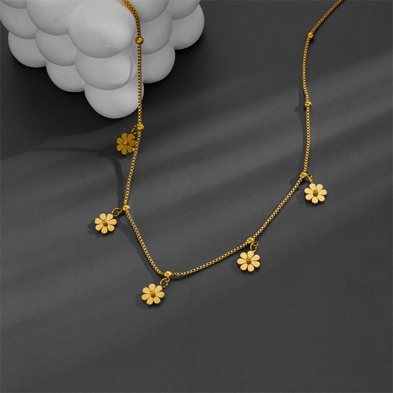 Gold-Plated Five-Petal Flower Pendant Necklace: Simple Titanium Steel Aesthetic for Women