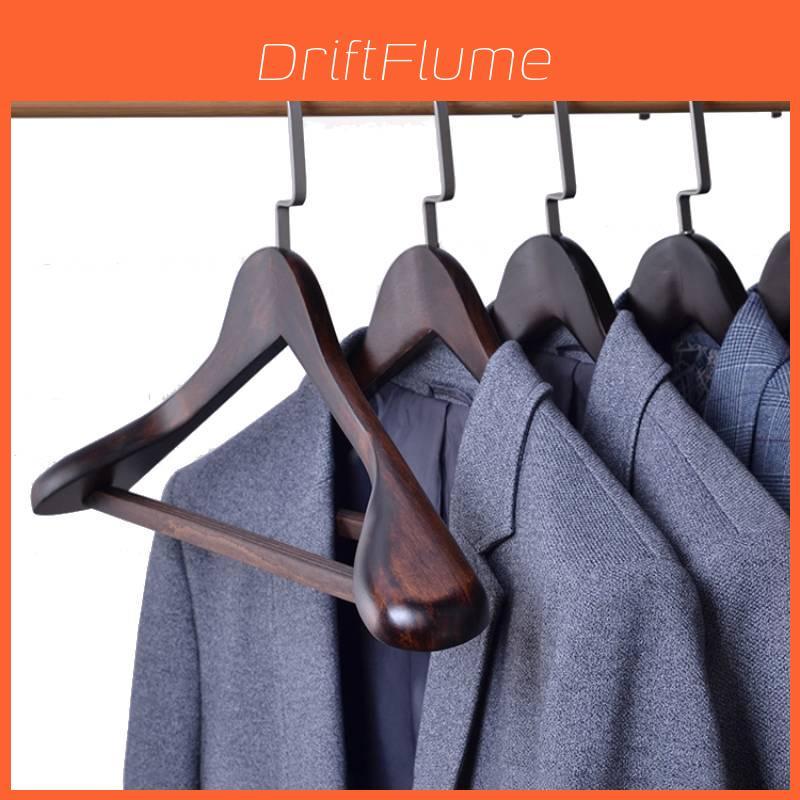 Wooden Clothes Hangers Set With Thickened Nonslip Design For Hotel And Closet Storage