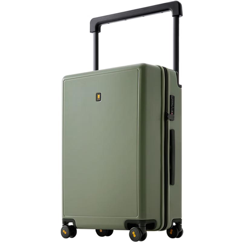 LEVEL8 Grand Traveler PC Hardside Luggage
