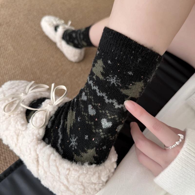 Christmas Tree Winter Thickened Socks To Keep Warm Wool Medium Tube Socks Ideas Xiaohongshu Same Stacking Socks Women'S Socks