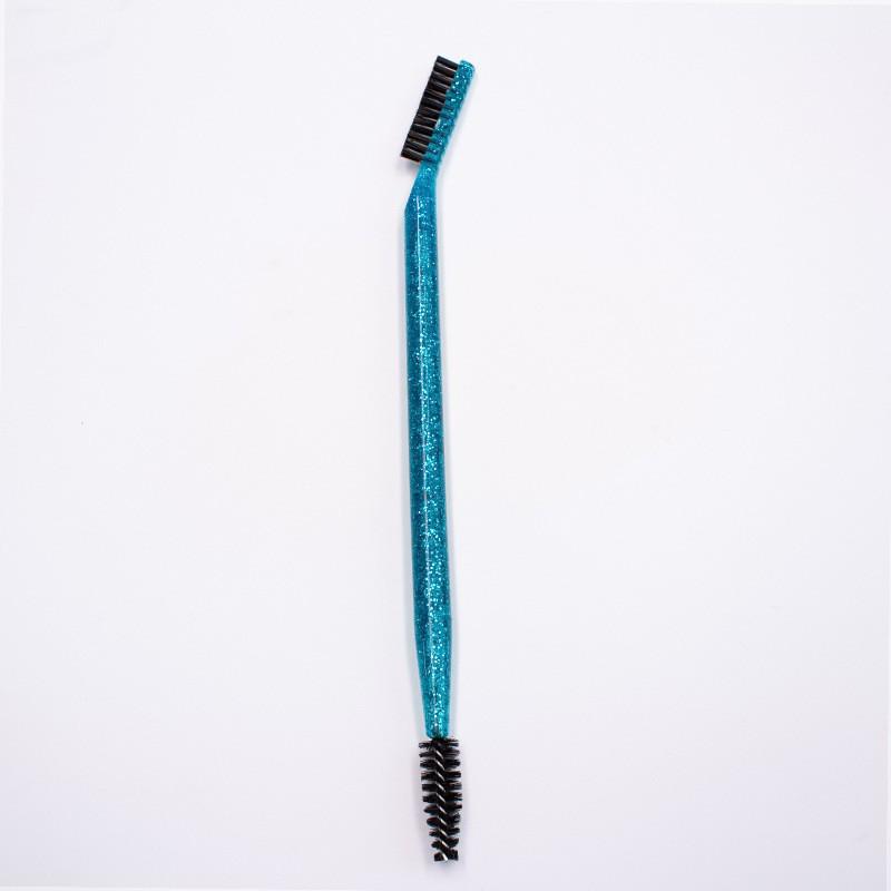 Portable Dual-Head Eyebrow & Eyelash Brush: Comb & Curl with One Tool for Effortless Beauty.