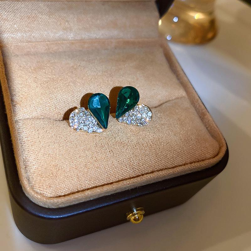 Серьги Серебряная Игла Французский Ретро Зеленые Геометрические: Шикарные серьги-пусеты в литературном стиле для женщин