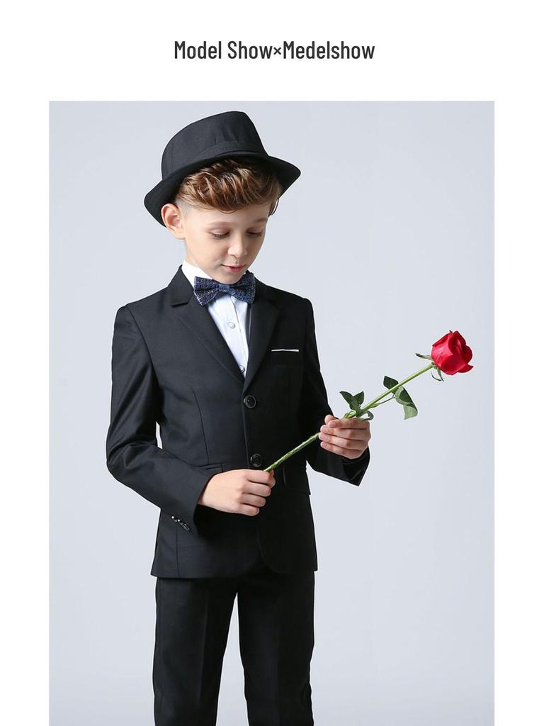 2025 Chlapecká smokingová souprava pro klavírní vystoupení a formální události