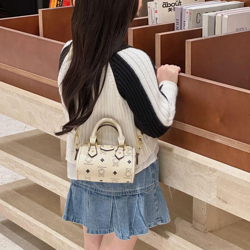 Unisex Bear Print Shoulder Bag  Boys  Girls Korean  Style Stylish Mini Handbag